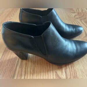 ECCO ankle booties